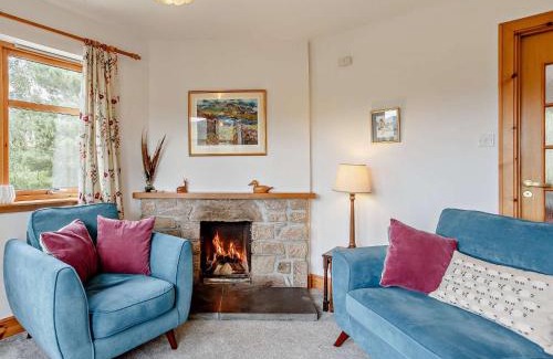 Newtonmore House | 3 Bed in The Cairngorms IN515