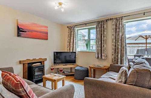 Watchet House | 3 Bed in Watchet 83532