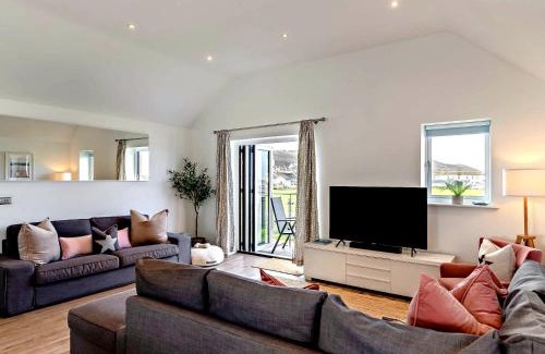 Westleigh House | 3 Bed in Westward Ho 89018