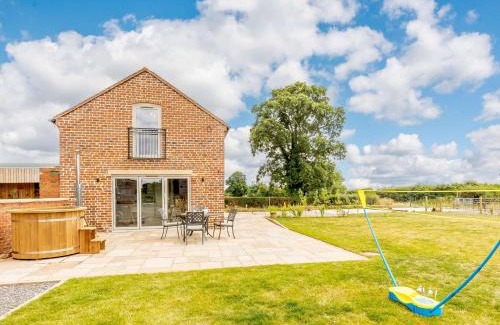 Wixhall House | 3 Bed in Whitchurch 88915
