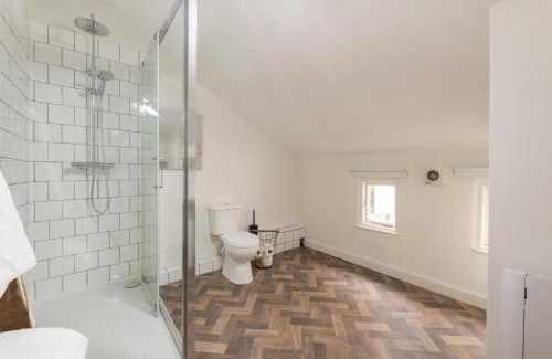 Broadstairs Apartment | 3-Bed Seaside Haven - Sleeps 7 & Pet Friendly