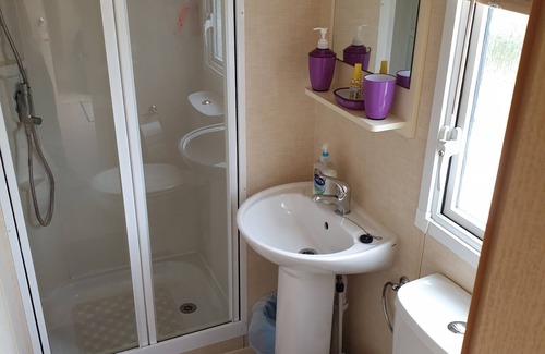 Chapel Saint Leonards Cabin | 3 bed static caravan