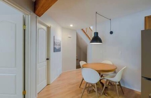 East Kootenay Condo | 3 Bed Townhouse - Fireplace - Great Location