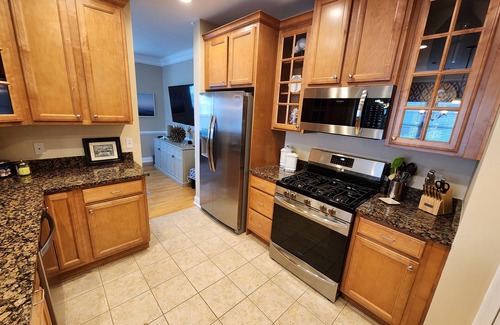 Long Neck Condo | 3 Bedroom, 2.5 bath condo with garage on the 6th green!