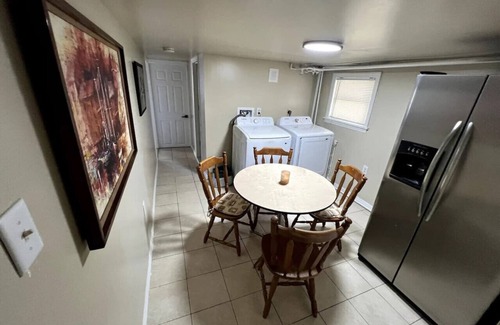Ventnor City Apartment | 3 Bedroom! 2 BA! Close 2 Beach! Ventnor!