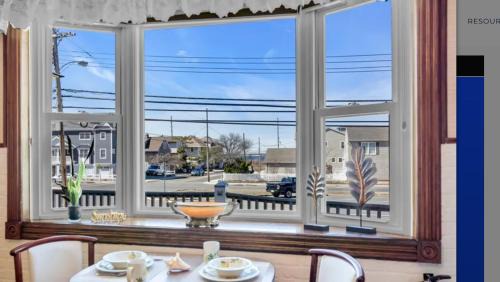 Ortley Beach House | 3 Bedroom 2 bath Beach House condo- 10 houses from the beach walk to the beach