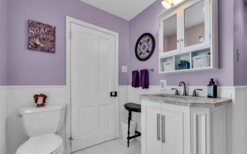 Ortley Beach House | 3 Bedroom 2 bath Beach House condo- 10 houses from the beach walk to the beach