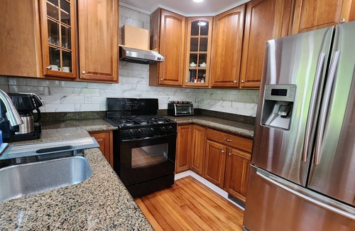 Pine Bush House | 3-Bedroom - 2 Bath House - Front Covered Porch - Fire Pit - Patio - Grill - wifi