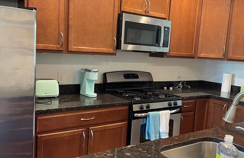 Northeast House | 3 Bedroom /2 Bath Row House near H Street Corridor w/Parking. Pet Friendly!