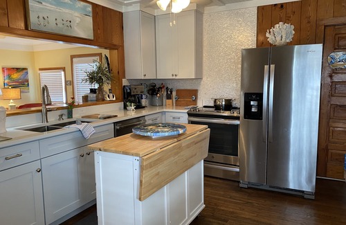 Colington Cottage | 3 Bedroom, 2 full baths. Steps to beach! Great Fall Rates booking now!