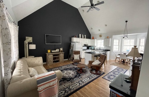 Cedar Ski Chalet | 3 Bedroom-3 Bathroom Leelanau Chalet home. 0 cleaning fee and dog friendly !