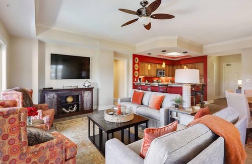Shelter Cove Villa | 3 Bedroom/3 Bathroom Vibrant and Fun Villa - Gated Complex - Harbour Views