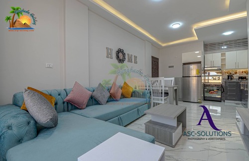 Al Ahyaa Apartment | 3-bedroom apartment in charming Red Sea Governorate with WiFi, AC