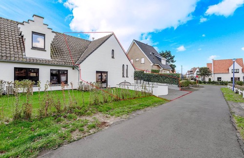 Koksijde-Bad Villa | 3 bedroom accommodation in Sint Idesbald