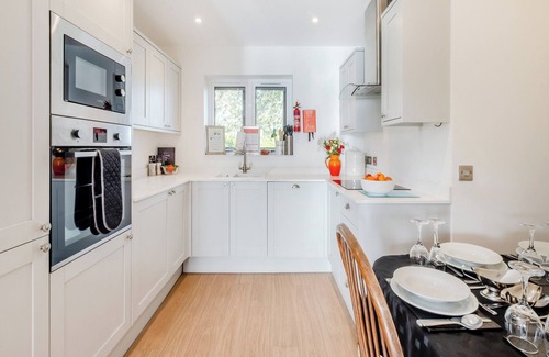 Newport East Cottage | 3 bedroom accommodation in Near Newport