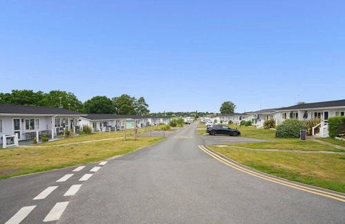 Oulton Broad House | 3 bedroom accommodation in Oulton Broad