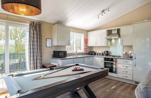 Raywell Ski Chalet | 3 bedroom accommodation in Raywell, Beverley