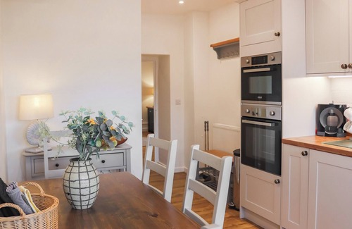 Criccieth Cottage | 3 bedroom accommodation in Criccieth