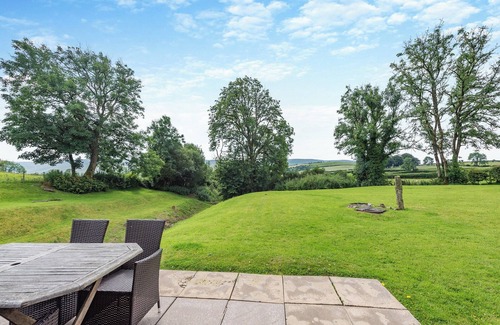 Llangadog Cottage | 3 bedroom accommodation in Gwynfe, Llangadog