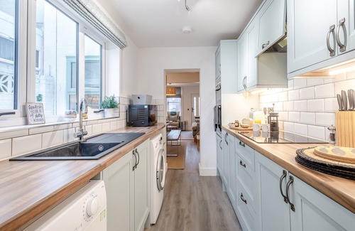Lowestoft Cottage | 3 bedroom accommodation in Lowestoft