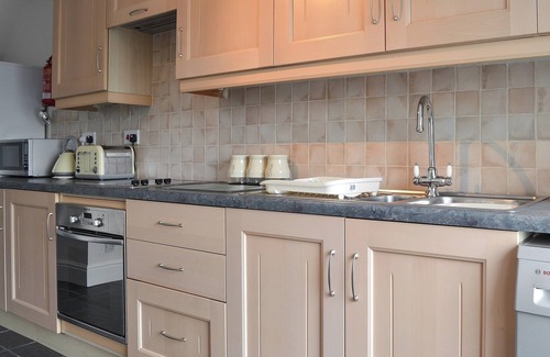 Criccieth Cottage | 3 bedroom accommodation in Criccieth, near Porthmadog