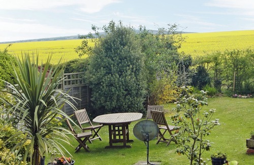 Ningwood Cottage | 3 bedroom accommodation in Wellow, near Yarmouth