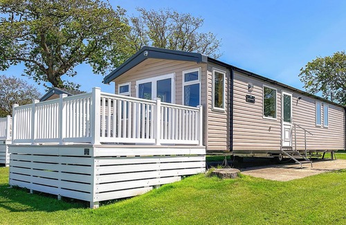 Ningwood House | 3 bedroom accommodation in Newbridge, Nr Yarmouth