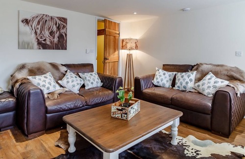 Geldeston Cottage | 3 bedroom accommodation in Geldeston, near Beccles