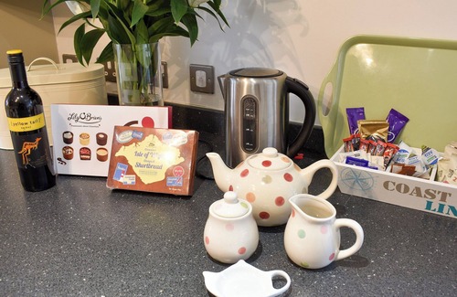 Sandown Cottage | 3 bedroom accommodation in Newchurch, near Sandown