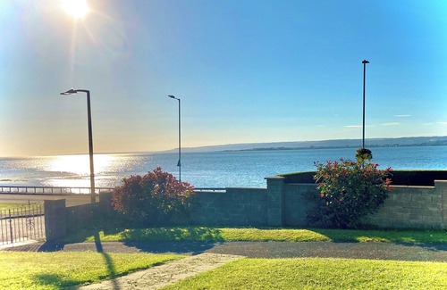 Llanrhidian Higher Cottage | 3 bedroom accommodation in Penclawdd, near Swansea