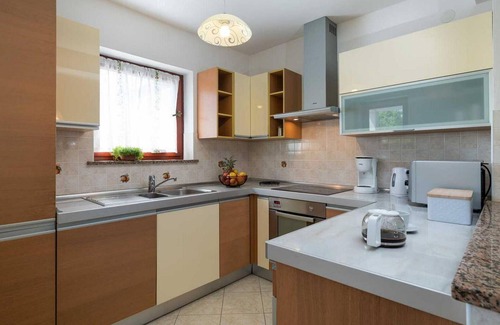 Vinez House | 3 bedroom accommodation in Labin