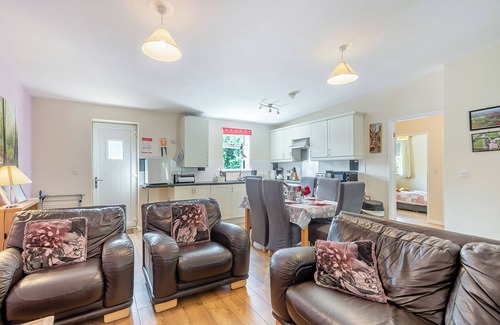 Great Hatfield Cottage | 3 bedroom accommodation in Great Hatfield, near Hornsea