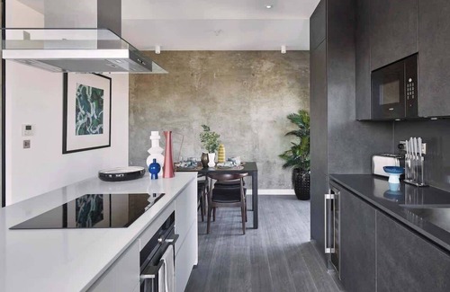 Shoreditch Apartment | 3 bedroom Air-conditioned Shoreditch Apartment