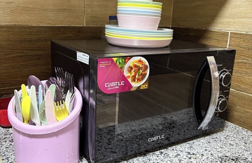 Al-Jamaliyah Apartment | 3-bedroom apartment near downtown, Jame Anwar, VIP Rare find.