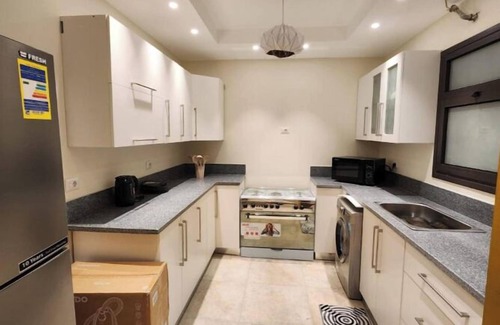 Sheikh Zayed City Apartment | 3-bedroom apartment with AC, WiFi in Allegria-Sheikh Zayed