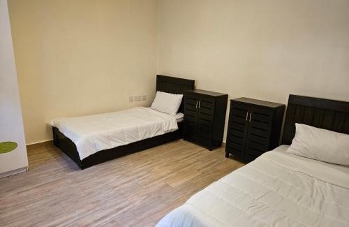 Al Jubeiha Apartment | 3 Bedroom Apartment in a quiet area