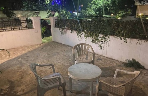 Meera Nagar Apartment | 3-bedroom apartment in excellent locality in Koregaon Park, Pune