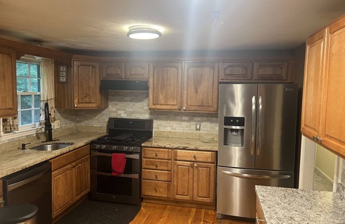 Wilmington Apartment | 3 Bedroom Apartment next to the Commuter Rail