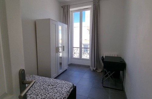 La Castellane Apartment | 3 bedroom apartment with garage