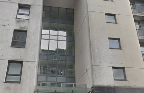 City Centre Glasgow Apartment | 3 Bedroom Apartment with Balcony