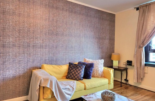 Central Aberdeen Apartment | 3 Bedroom Aprtmt at Sensational Stay Serviced Accommodation Aberdeen- Froghall Avenue