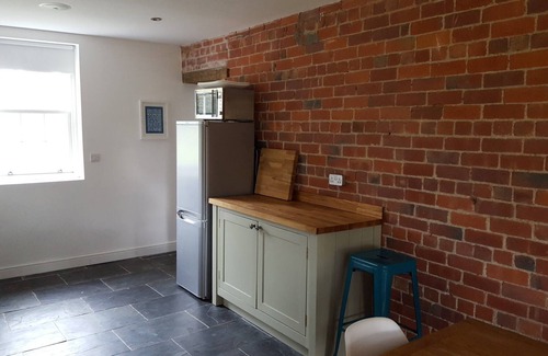 Llanwrtyd Wells House | 3 Bedroom Barn - sleeps 8 (Hot Tub)