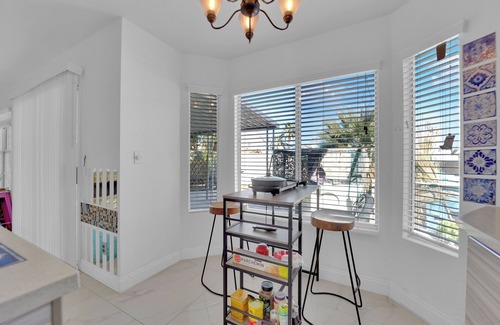 Las Vegas House | 3-bedroom Beautiful Villa in enchanting Las Vegas with WiFi, AC