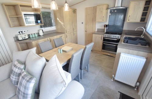 Shanklin House | 3 Bedroom Caravan MC34, Shanklin, Isle of Wight, Dog Friendly