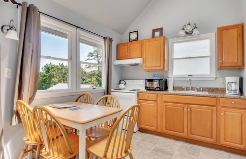 Cooperstown - Otsego Lake Cottage | 3 Bedroom Cottage only 10 minutes from Cooperstown