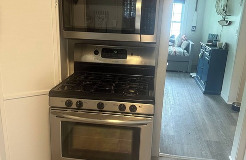 Town of Owasco Cottage | 3 Bedroom Cottage on Owasco Lake. Eastside and Pet Friendly!