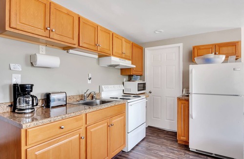 Cooperstown - Otsego Lake Cottage | 3 Bedroom Cottage that sleeps 10 minutes from Cooperstown on Otsego Lake
