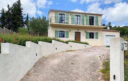 Caunes-Minervois House | 3 Bedroom Cozy Home In Caunes Minervois