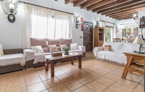 Algatocin House | 3 Bedroom Cozy Home In Algatocin