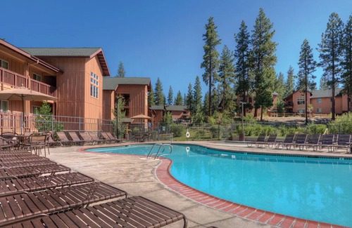 Round Hill Village Condo | 3 Bedroom Deluxe Condo, Sleeps 8, at Lake Tahoe, South Shore Resort!